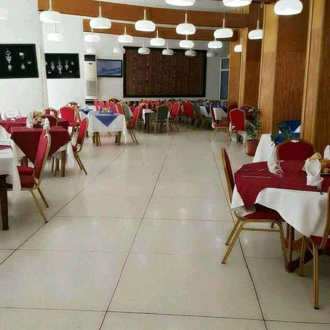 Hotel Chelia Батна Екстериор снимка
